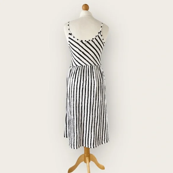 River Island Striped Slip Dress Size 10 Fit 8 White Black Strappy Midi - Picture 8 of 11